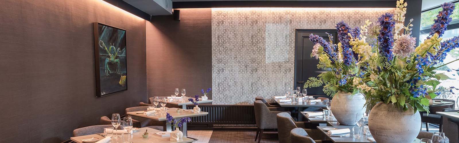 Eettafel verlichting van DYDELL in restaurant FRIS in Haarlem
